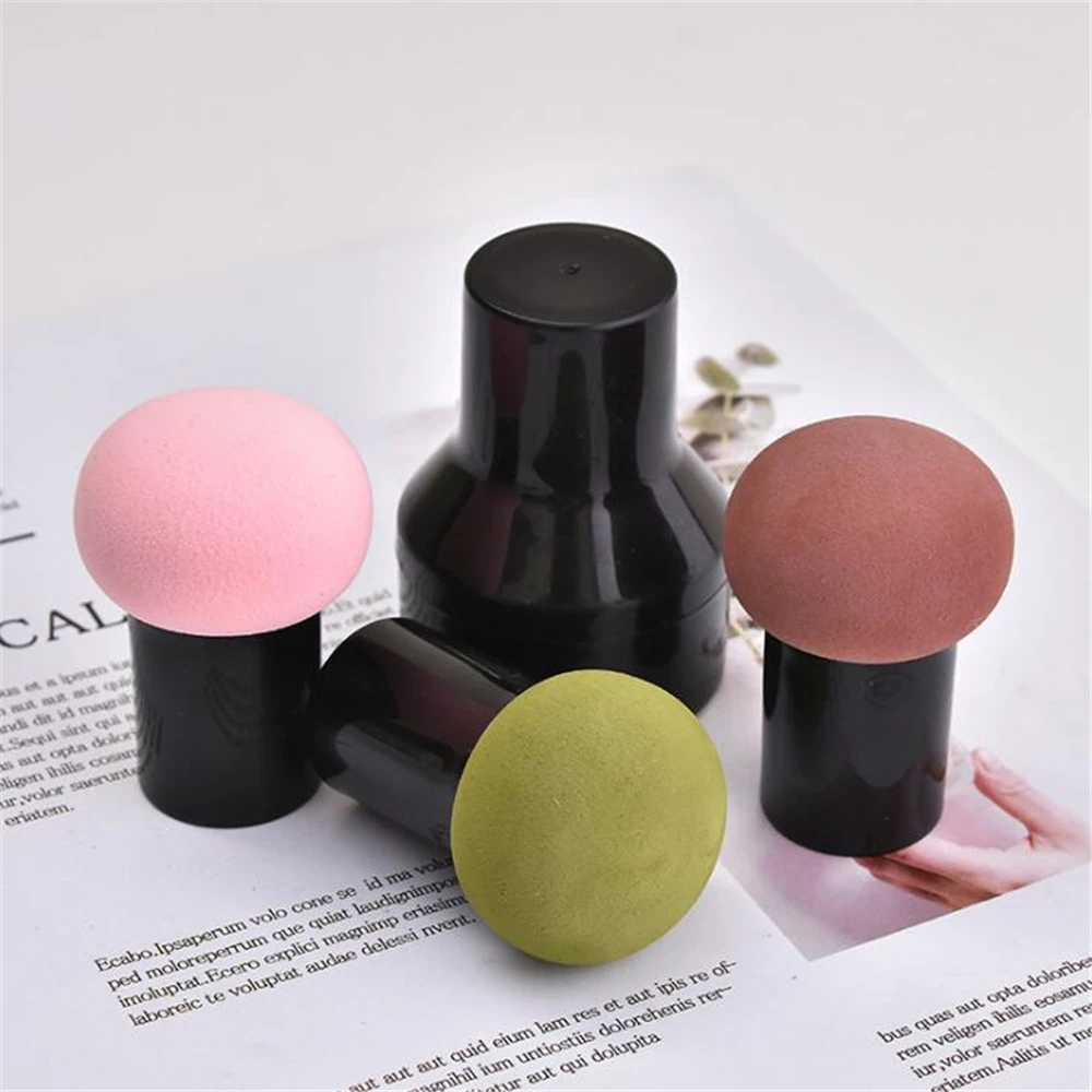 

1PC Mushroom Head Makeup Sponge Cosmetic Puff Makeup Blender with Storage Box Foundation Powder Sponge Women Beauty Tools