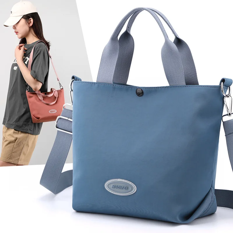

Однотонная нейлоновая сумка на плечо, осень 2023, новая Корейская версия, сумка-мешок, модная повседневная сумка через плечо, квадратная сумка из ткани Оксфорд