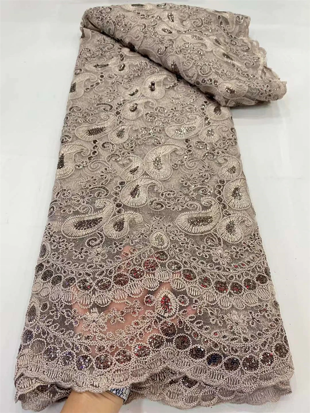 

French Nigerian Lace Fabric African Mesh Net Tulle Lace Fabric 2022 High Quality Embroidery Laces With Sequins For Wedding Party