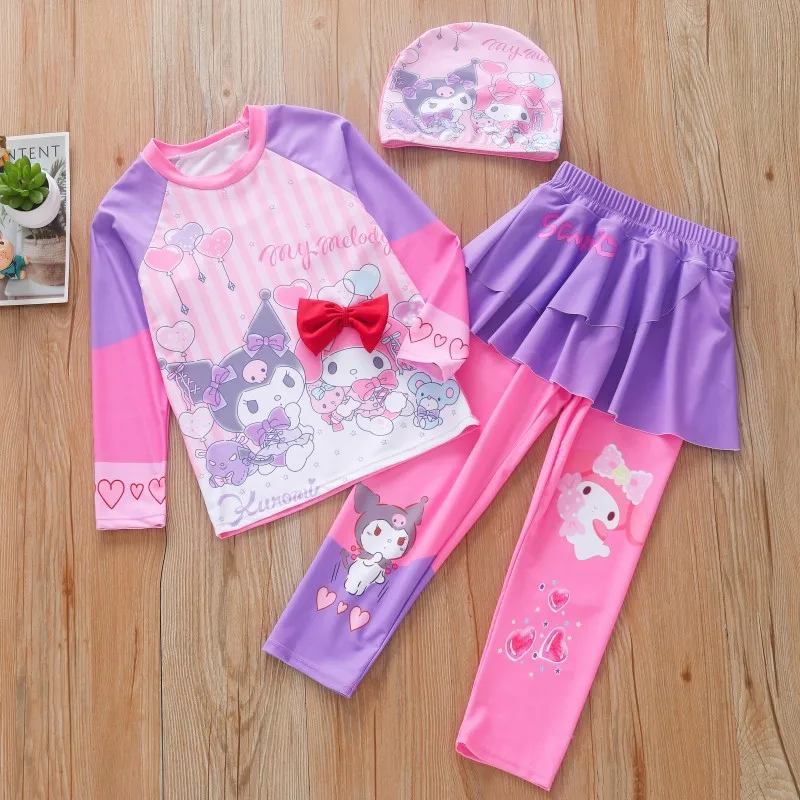 Фото Детский слитный купальник Kawaii Kuromi My Melody из мультфильма аниме Sanrio с милым сердечком для девочки среднего и старшего возраста №2