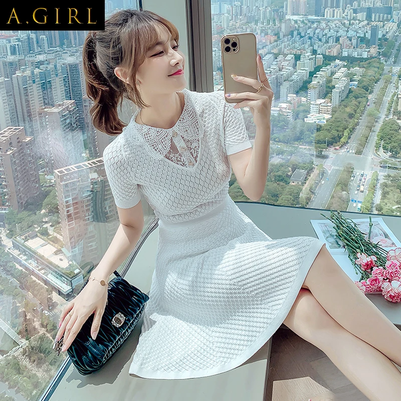 A GIRLS fabric airy gas Stitching lace doll cultivate one's morality shirt skirt of tall waist A word suit the new women's suer