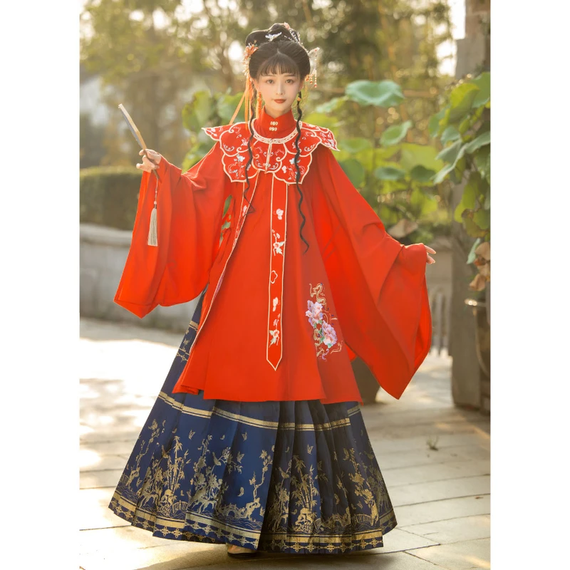 YuShu Chinese Traditional Wedding Dress Women Elegant Red Stand Collar Embroidered Robe Cloud Shoulder Golden Horse Face Skirt