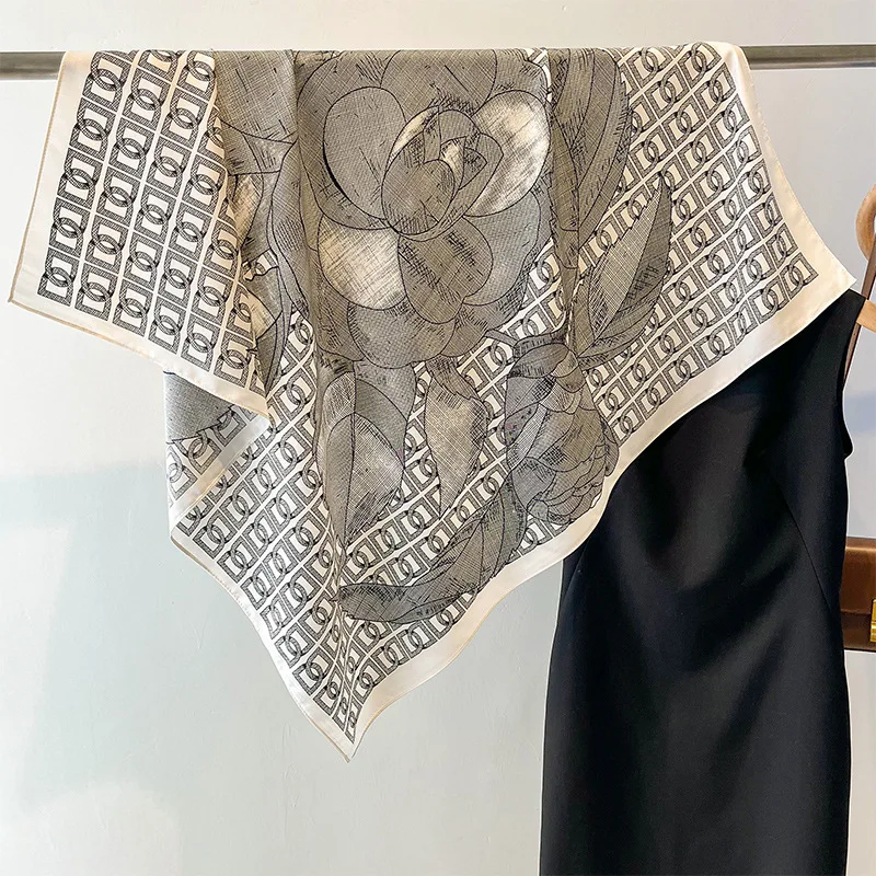 

90cm Square Silk Scarf Women Shawl Neckerchief Designer LetterPrint Twill Hijab Scarf Foulard Lady Neck Scarves Soft Big Bandana