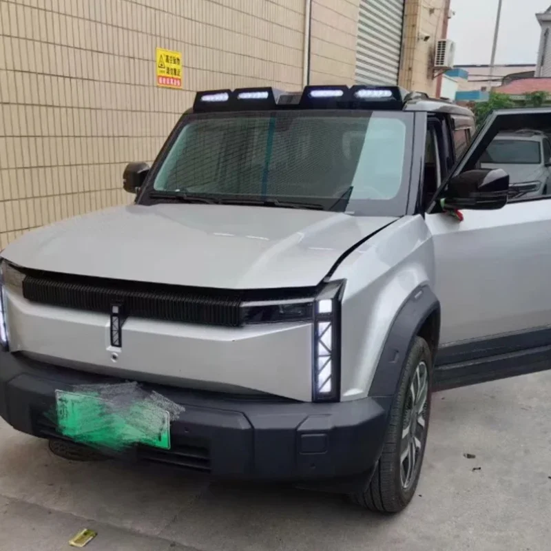 Фото Светодиодный фонарь на крышу DOMEN для Chery iCar 03 / Jaecoo J6, в стиле Defender, автозапчасти, аксессуары для авто 2026 №3