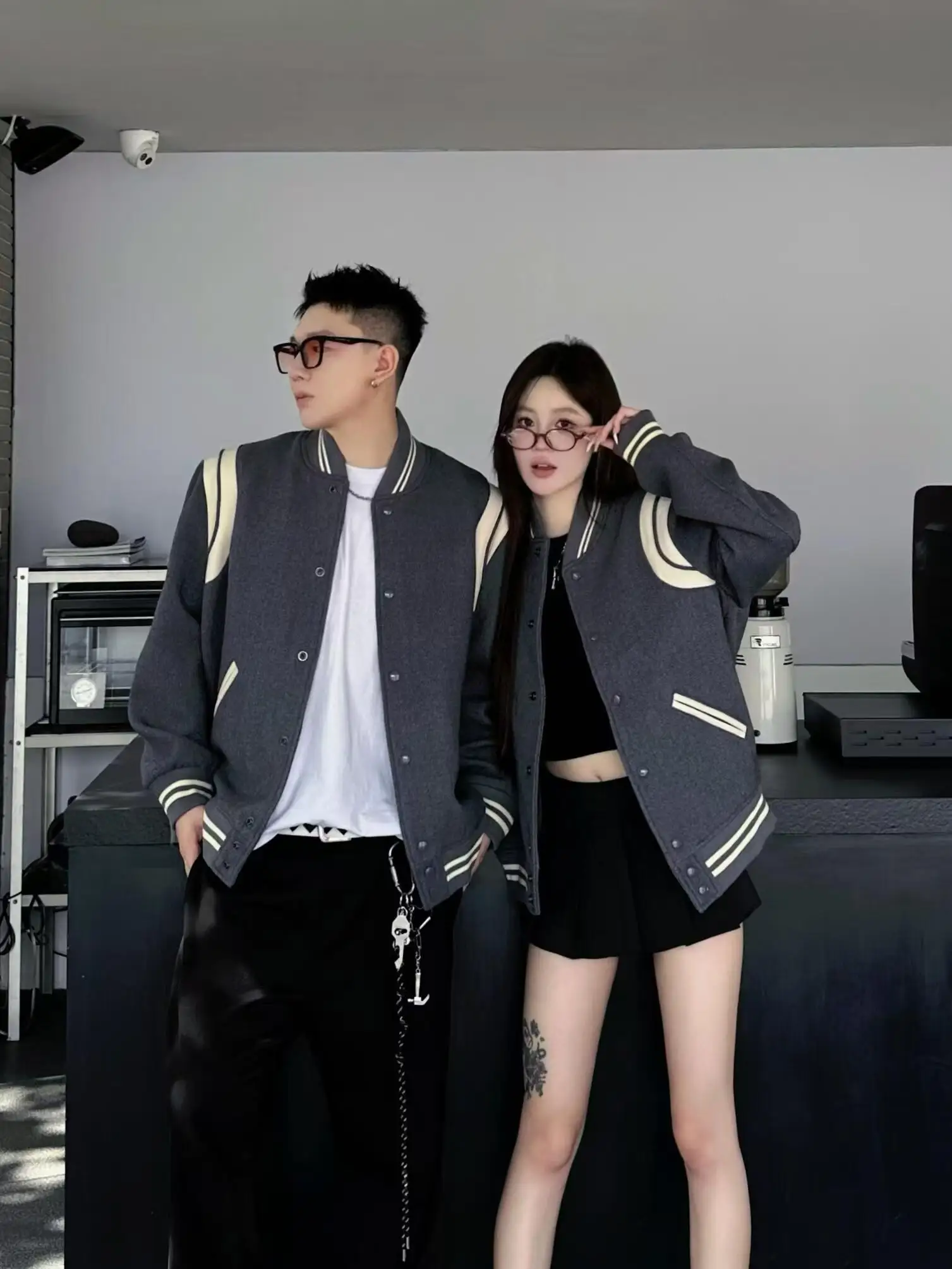 Американский контрастный цвет в стиле пэчворк пара бейсбольная форма верхняя