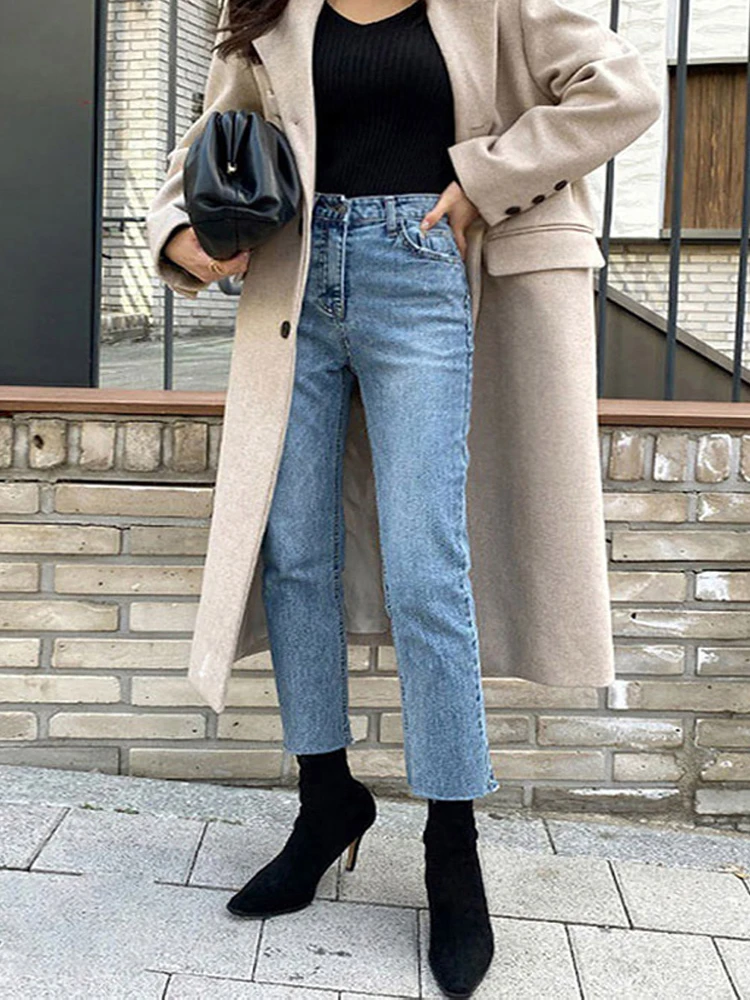 Женские джинсы с высокой талией