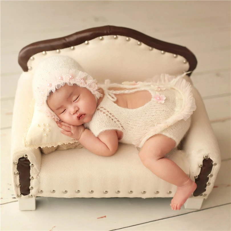 Dvotinst Newborn Photography Props for Baby Posing Floral Mini Sofa Arm Chair Pillow Fotografia Studio Shooting Photo Props