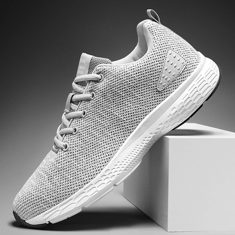 

MICANLO White Sneakers Shoes for Men Breathable Casual Couple Sports Running Walking Shoes Big Size Tenis Masculino 35-47