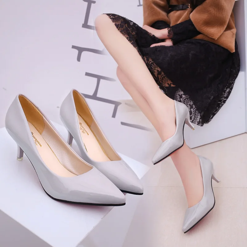 

2022 Spring and Summer New Women's Shoes Korean Version Fashion Pointed Toe Shallow Mouth Stiletto Shoes High Heels