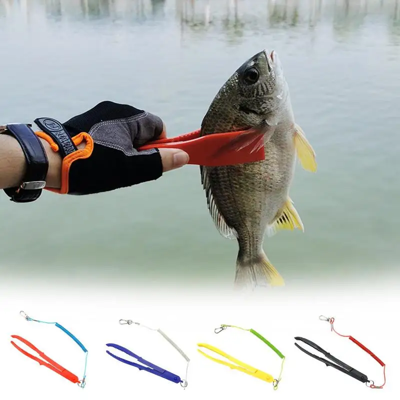 Купи Multifunctional Fishing Fish Clip Hand Controller Tackle Tool Fish Gripper Fishing Body Grip Clamp Grabber with Lock Switch за 87 рублей в магазине AliExpress