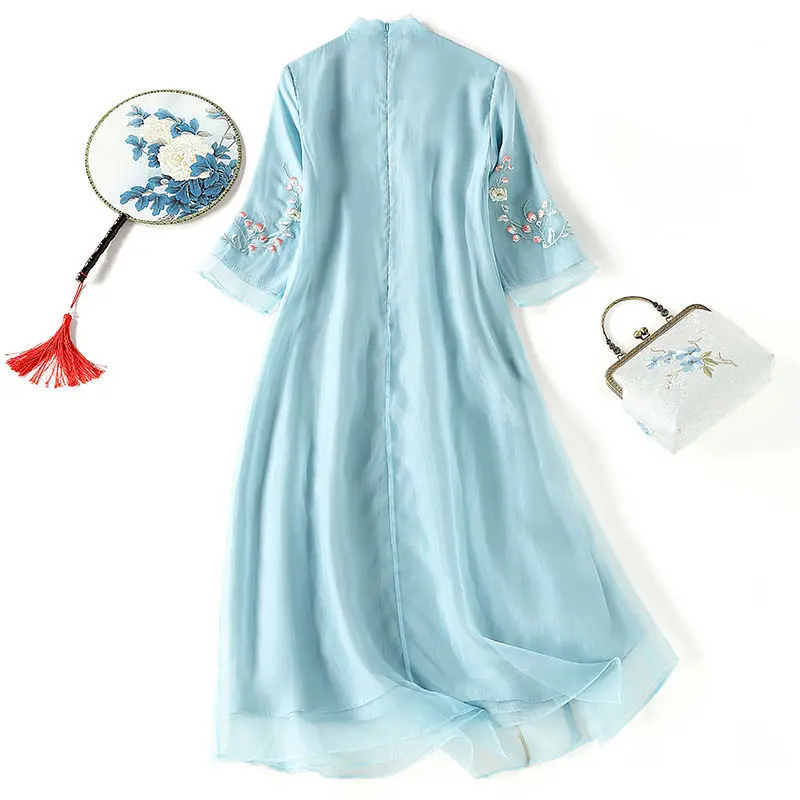 Фото Новинка 2023 года, китайское платье Cheongsam, женское струящееся свободное платье в стиле ретро с вышивкой, элегантное летнее повседневное платье макси, модифицированное Ципао №2