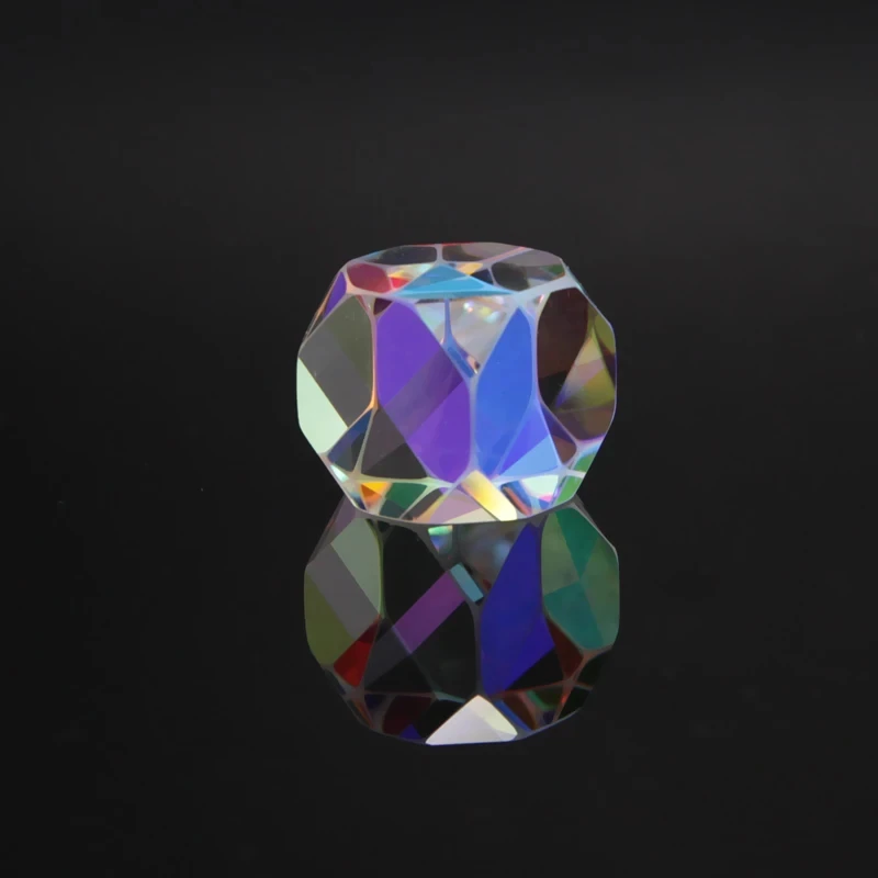 

Дихроичная призма X-Cube