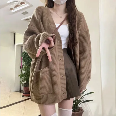 Женский вязаный кардиган