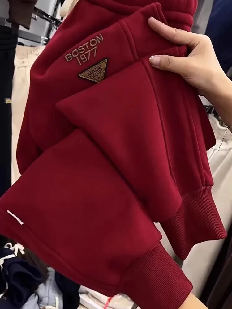 Брюки больших размеров с бархатом. Женские осенние и зимние брюки размеров.