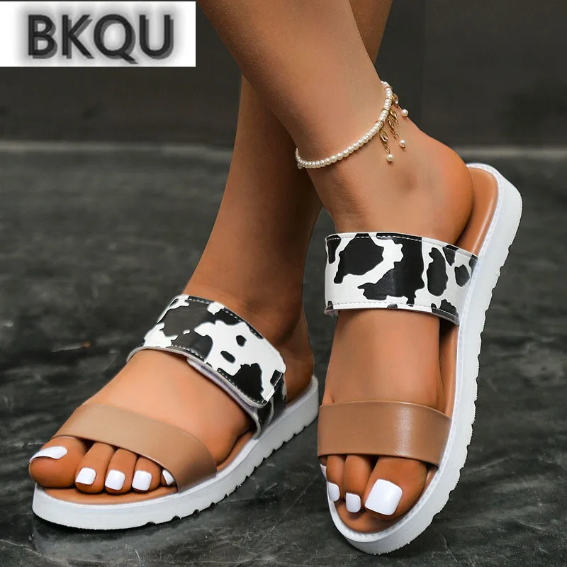 

Women Open Toe Leopard Slippers 2022 Summer Woman Lightweight Slides Female Casual Beach Shoes Ladies Outside Flats Plus Size