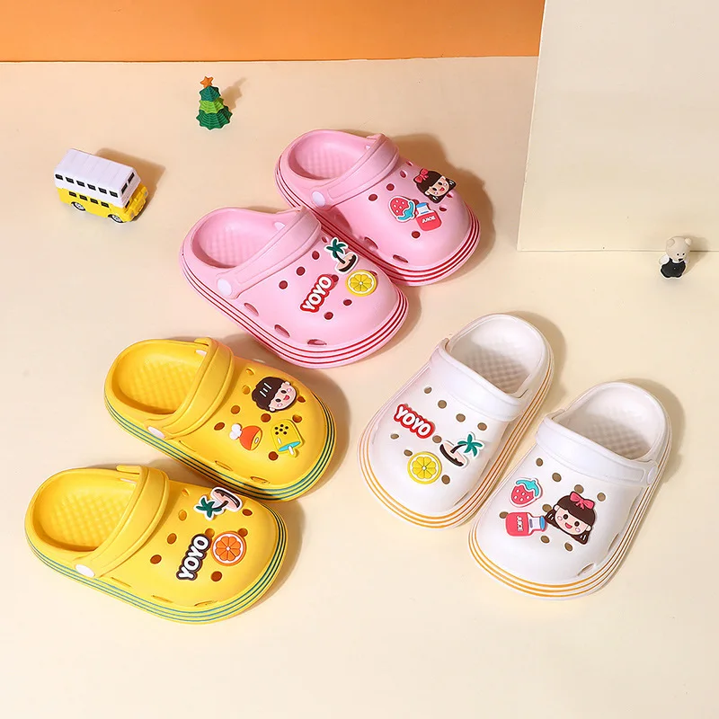 

Шлепанцы детские с мультяшным принтом, Нескользящие, мягкая подошва, плоская подошва, сандалии для начинающих ходить детей, летняя пляжная обувь