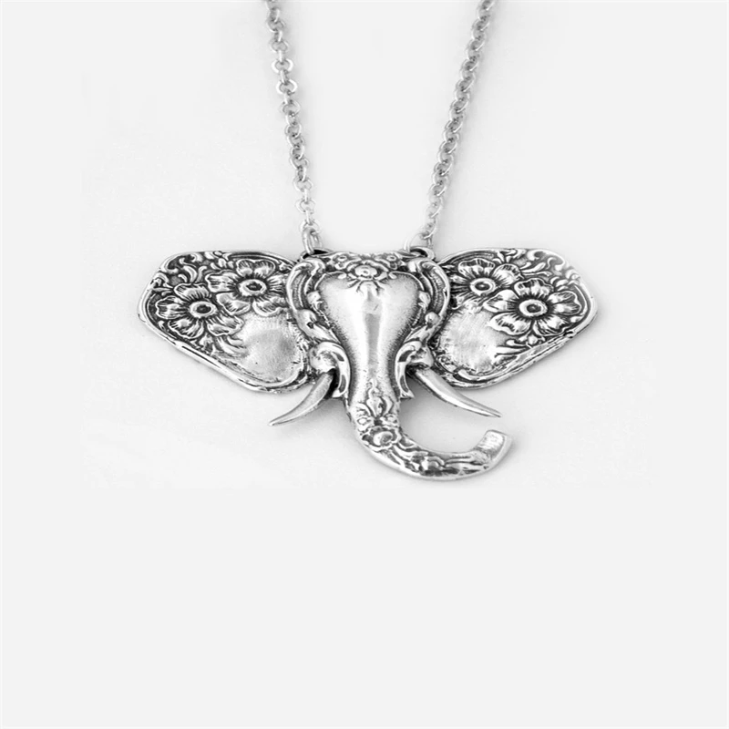 

Vintage Alloy Jewelry Elephant Silver Color Plated Necklace Fashion Pendant Classical Pattern Accessories Simple Style Necklace