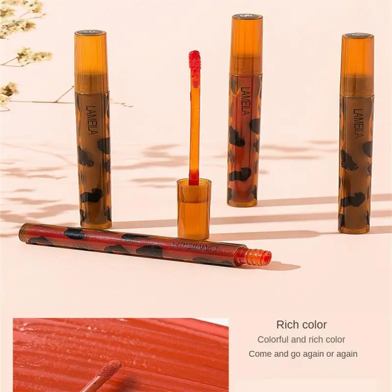 

Velvet Matte Lipstick Moisture Liquid Lipstick 6 Colors Soft Mist Lip Gloss Silky Lip Glaze Waterproof Lasting Colored Cosmetics