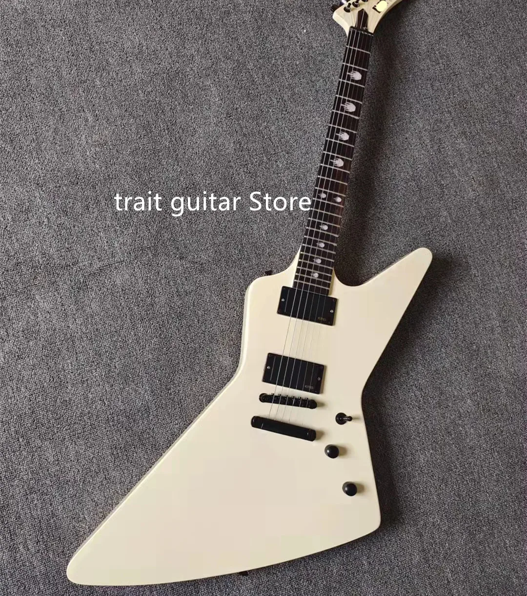 

Quality Electric Guitar, EET FUK, Creamy White, Middle Finger Inlay, Spot, Fast Free Shipping