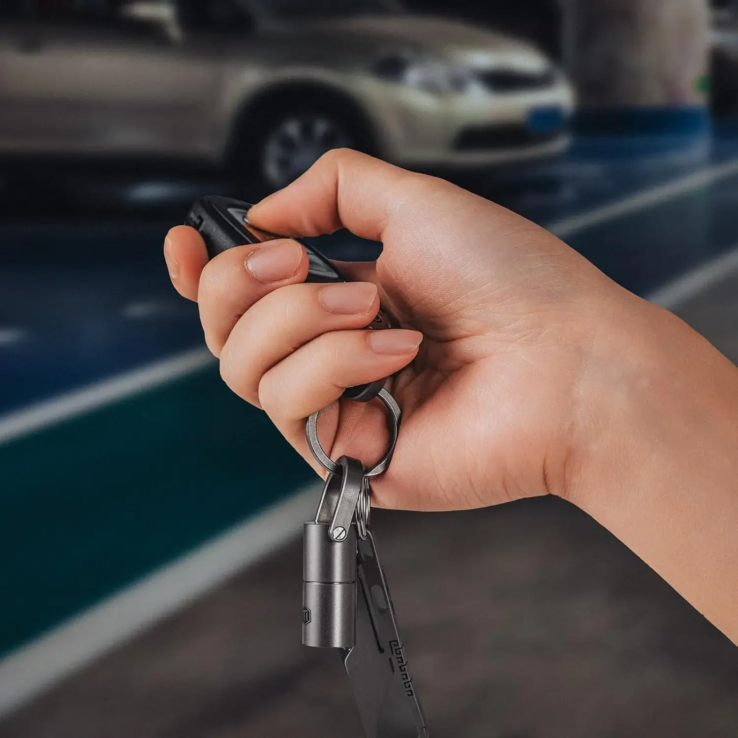 Фото Фонарик KeyUnity KF03 Titanium Nano, на батарейке LR44, 100 люмен, 5 Вт, светодиодный, на брелоке №4