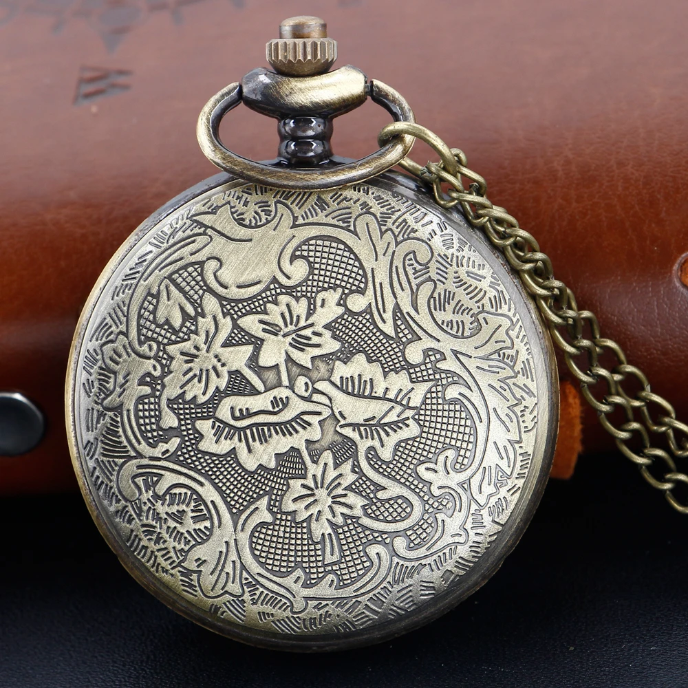 Рисунок 3 - Кварцевые карманные часы с эмблемой