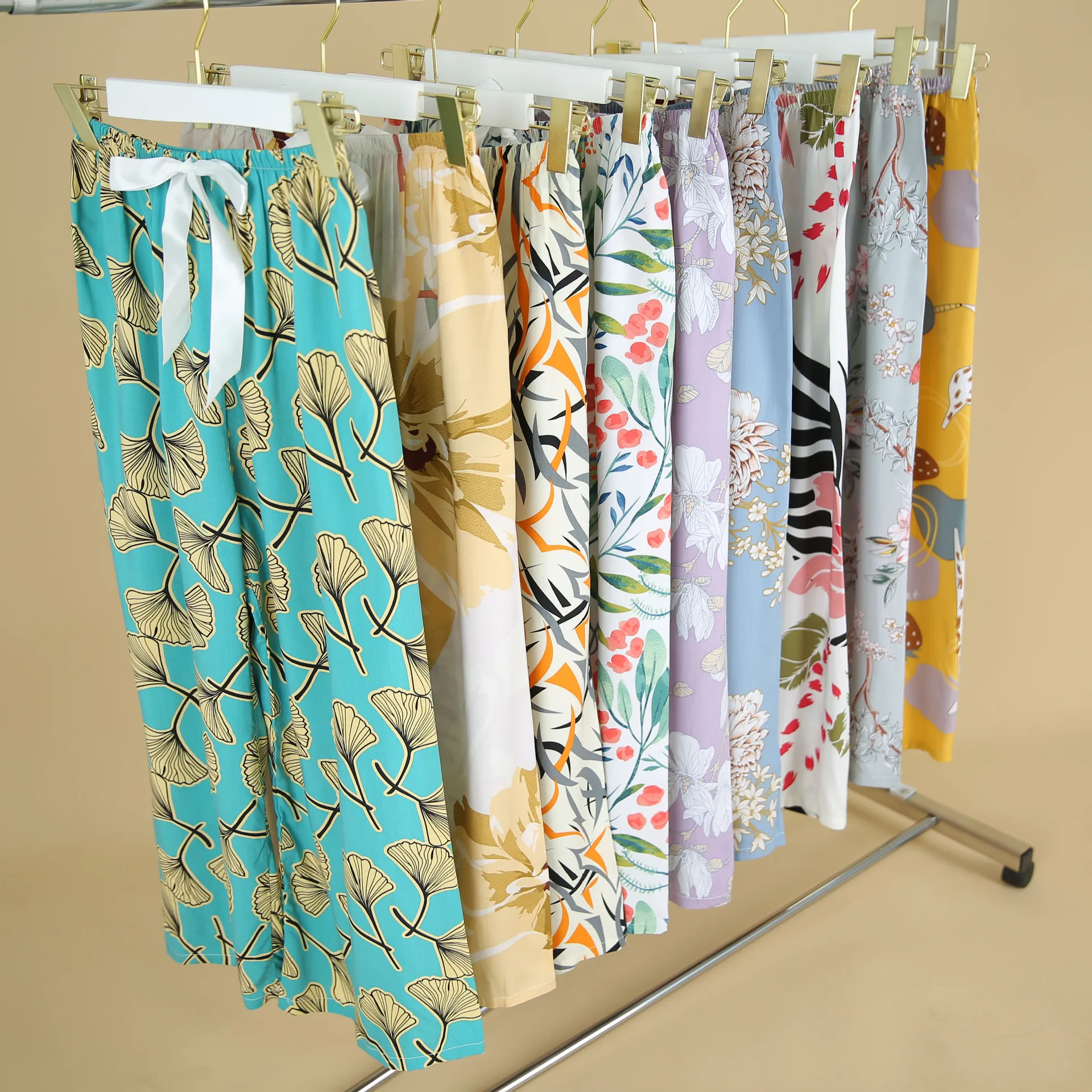 

Women Pajamas Pants Print Sleepwear Casual Home Clothes Loose Pyjamas Intimate Lingerie Soft Pijamas Summer New Homewear