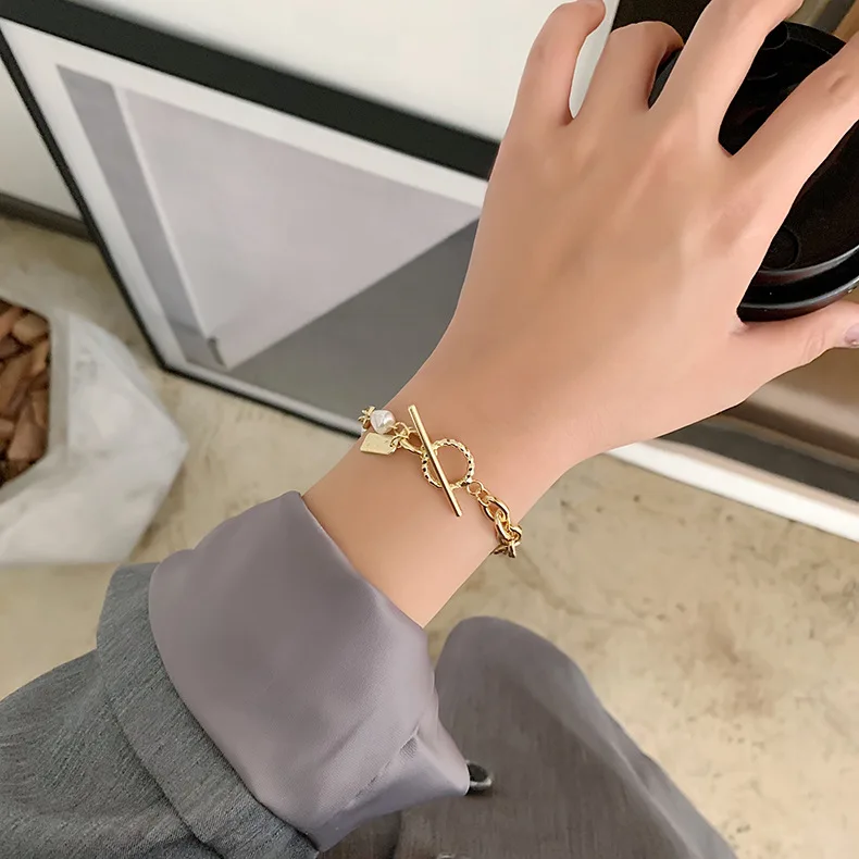 

European And American OT Buckle Geometric Ladies Simple Natural Freshwater Pearl Pendant Women Jewelry Ins Chain Bracelet