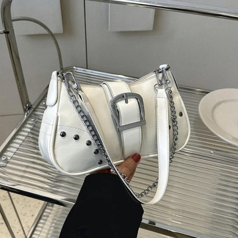 

Простая ретро-сумка под подмышку для женщин, модные повседневные маленькие дамские сумочки на плечо, Женский тоут с заклепками и цепочкой, кошелек, сумки для подмышек