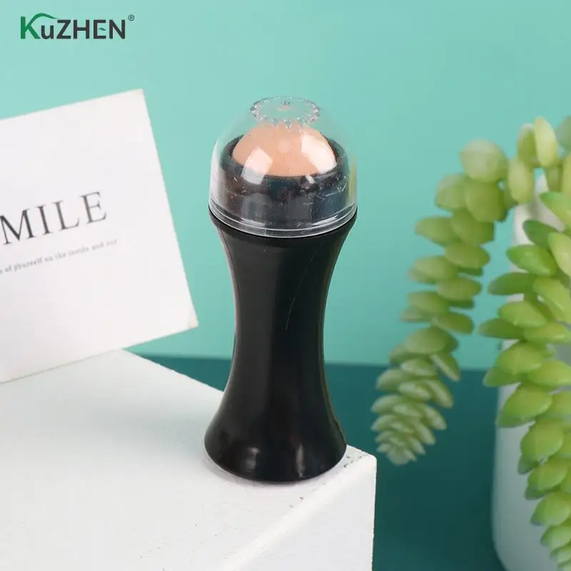 

Summer Face Shiny Changing Face Oil Absorbing Roller Volcanic Stone Blemish Remover Face T-zone Oil Removing Rolling Stick Ball