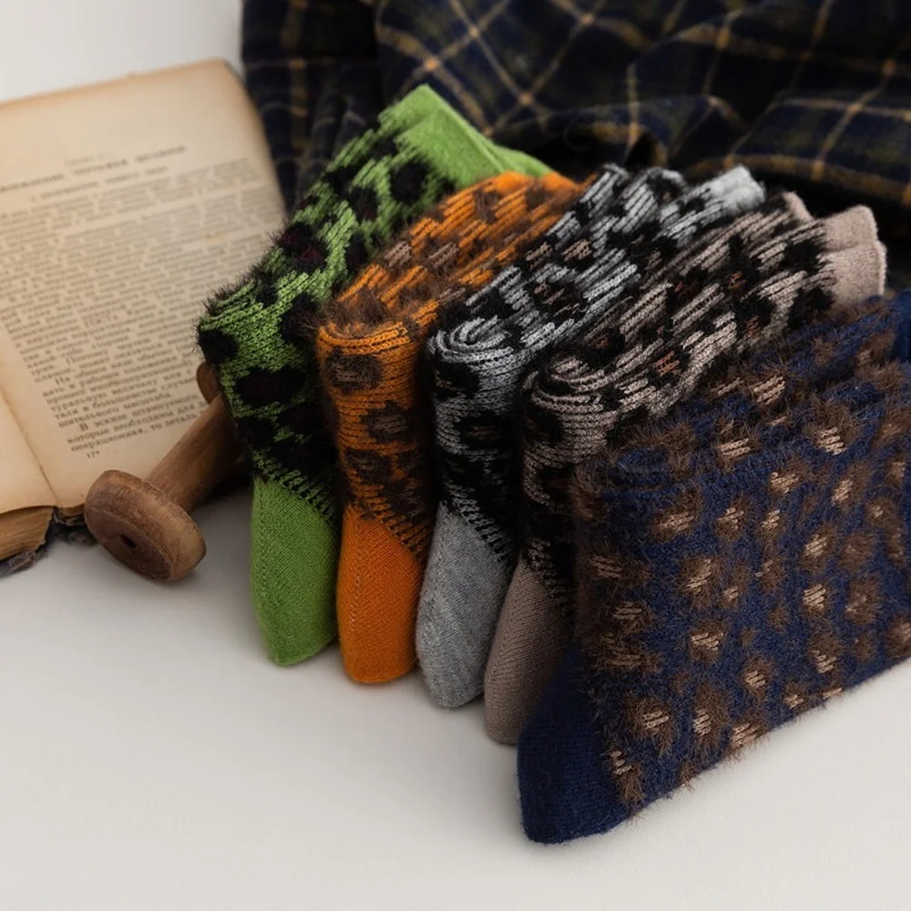 5 Pairs New British Style Leopard Print Imitation Mink Fleece Women Socks Fashion Colorful Warm Hairy Rabbit Wool Socks