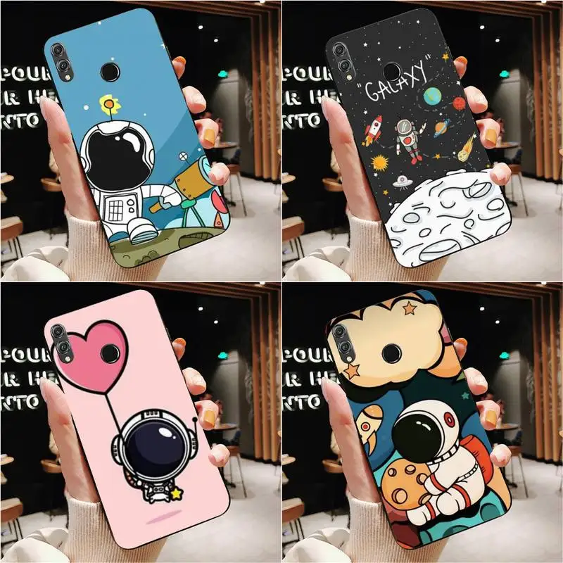 

Moon And Astronaut Phone Case For Redmi 9A 8A 6A Note 9 8 10 11S 8T Pro Max 9 K20 K30 K40 Pro PocoF3 Note11 5G Case
