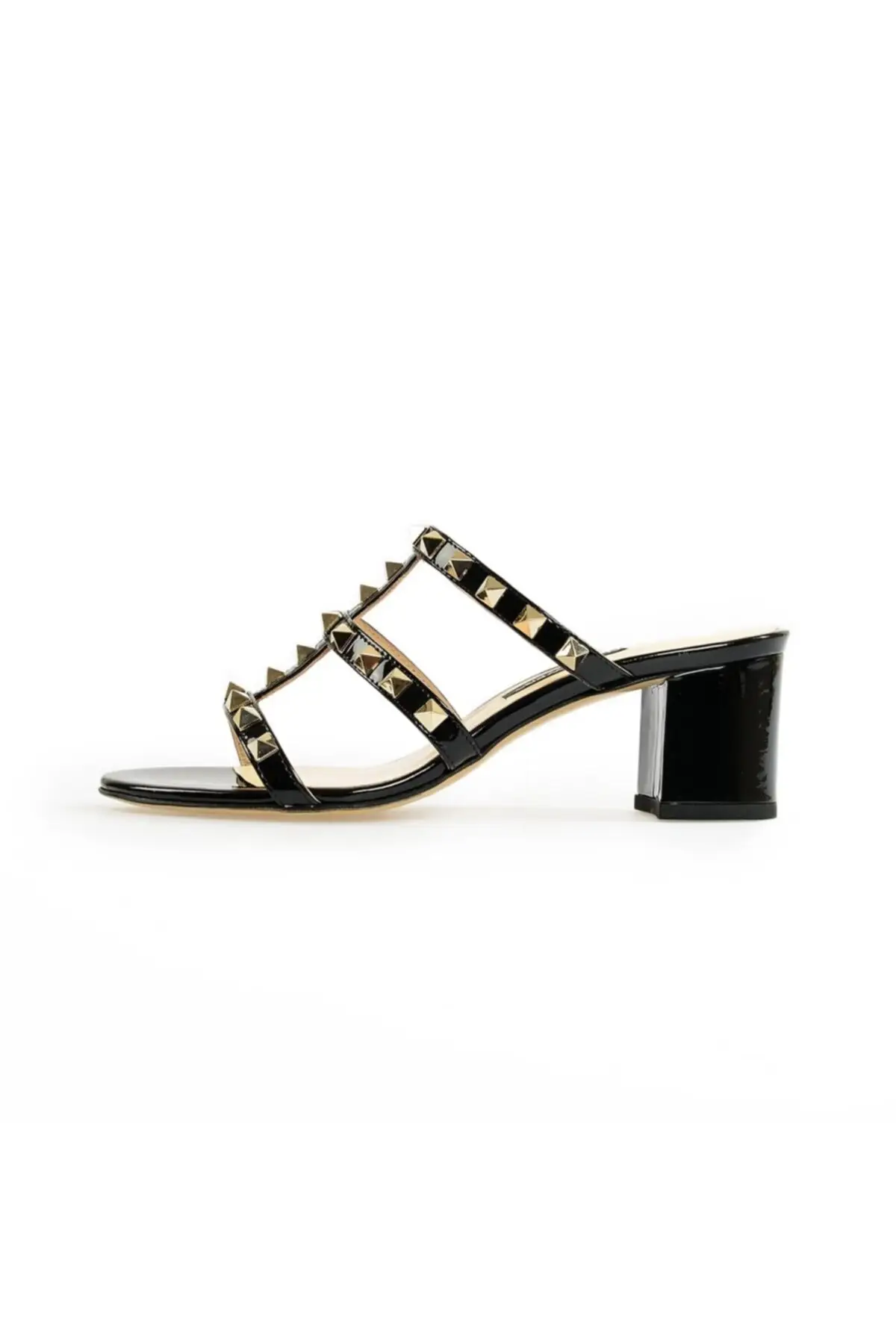 

Black patent leather slippers
