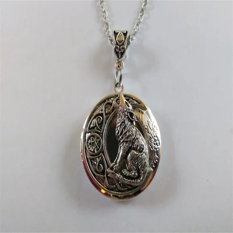 Воющий волк с пятиконечной пентаграммой медальон ожерелье средневековый