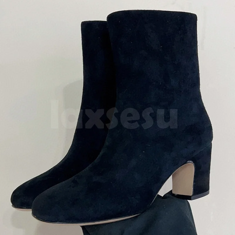 

Новинка Осень-зима 2023, Женские однотонные ботинки на высоком каблуке с круглым носком, зрелые элегантные темпераментные ботинки для отдыха