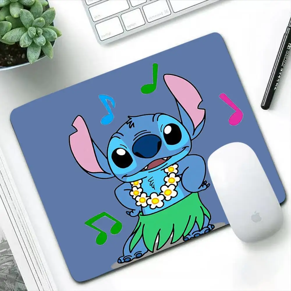 

Stitch Small Mouse Pad Gamer Computer Kawaii Mat Mousepad Desk 15x15 Mouse Mat Gaming Accessories Varmilo Keyboard Pads