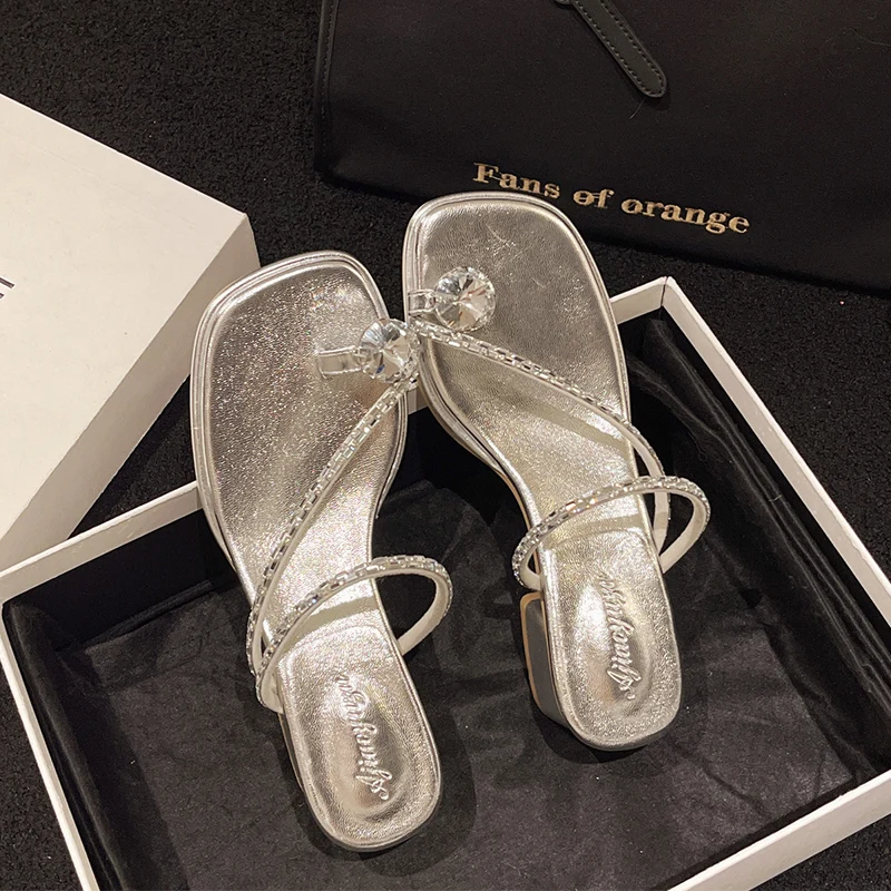 

Summer New Mid Heels Crystal Women Slippers Shoes Fad Flip Flops 2023 Casual Outside Dress Party Sandals Designer Ladies Slides