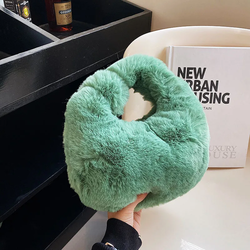 

Winter Handbags For Women 2022 Designer Luxury Faux Fur Small Tote Bag Plush Lady Bucket Bag Party Clutch Ins Chic Dumpling Bag
