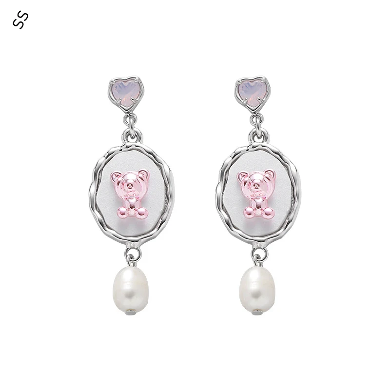 

Lady Natural Pearl Earrings Trendy Fashion Bear Element Metal Ear-pendant for Women's Garment Accessories