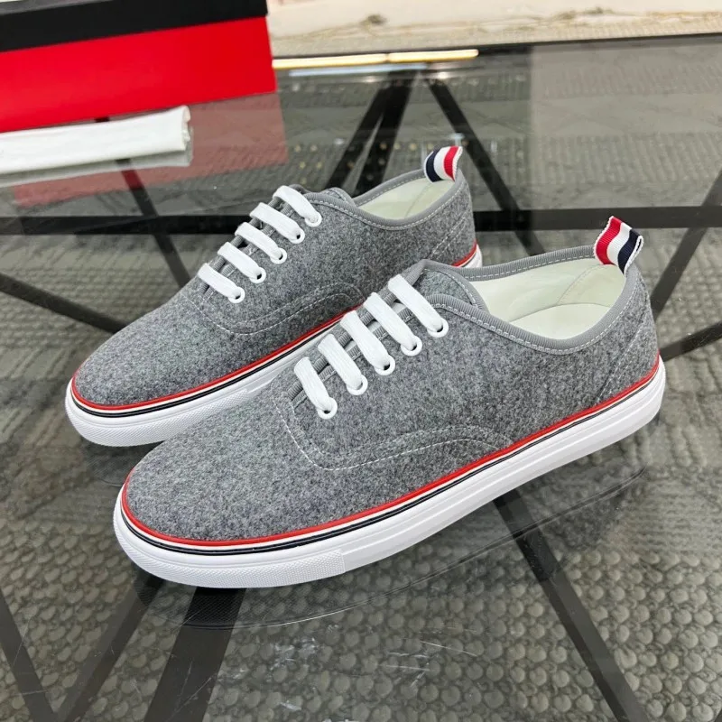 

Luxury Shoes TB Brand Causal New Spring Loafers Men Driving Shoes Fashion Korean Style Grey Flat Breathable Men TB Sneakers