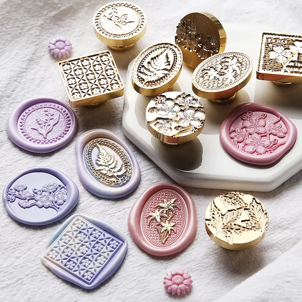 

Retro European Seal Wax Seal Stamp Head Flower Fire Paint Wooden Handle Set For Wedding Invitation Signature Kids Toy