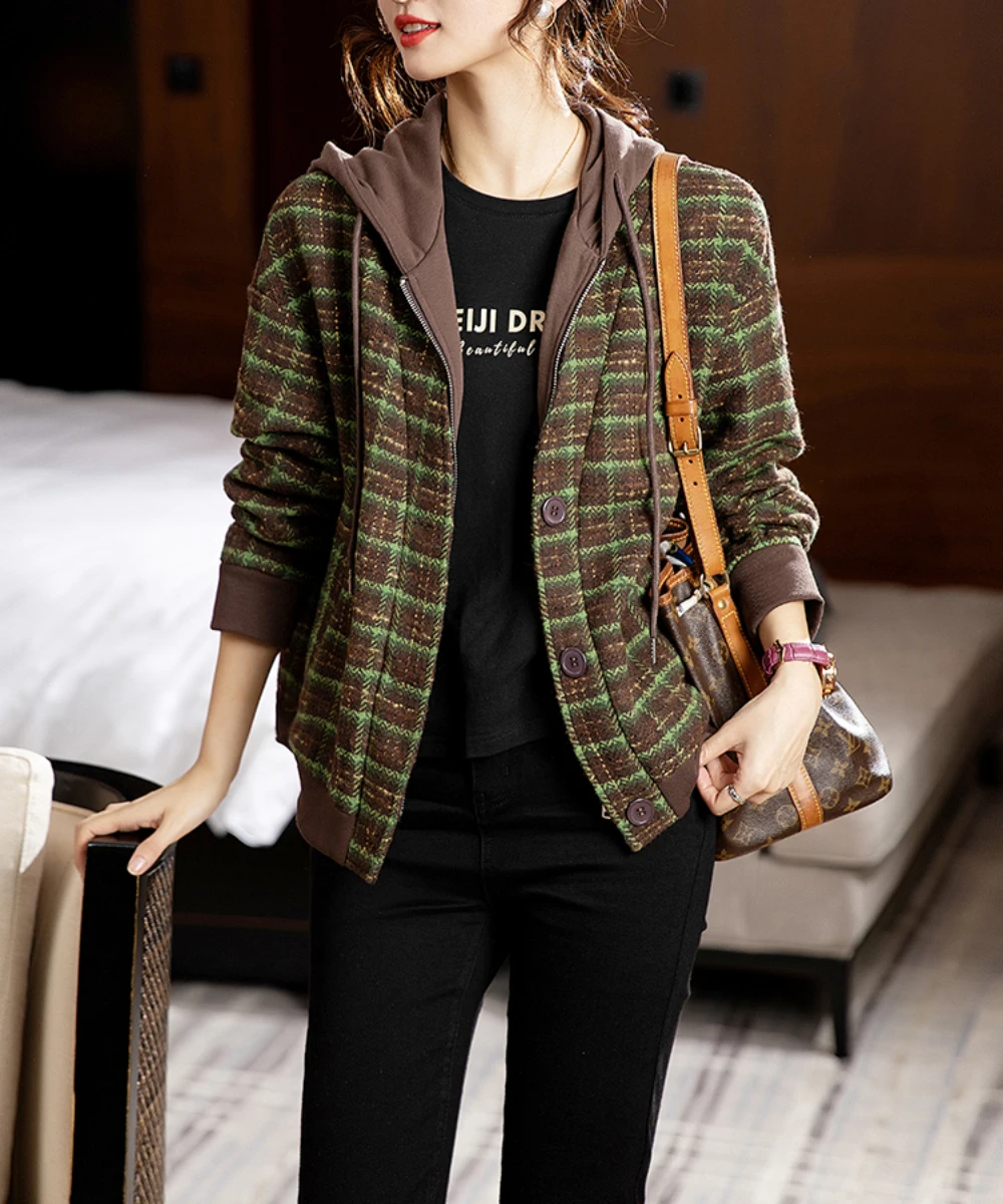 

Fashionable and Comfortable Women's Casual Jacket - Stylish Short Outerwear for Spring and Autumn