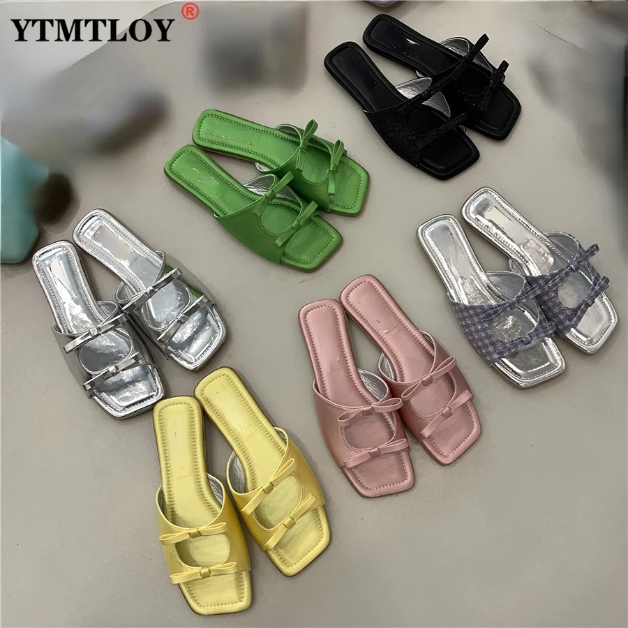 

2022 Summer Designer Women Flat Slipper Butterfly Knots Pleated Low Heels Mules Sandals Shoes Ladies Casual Outdoor Beach Slides