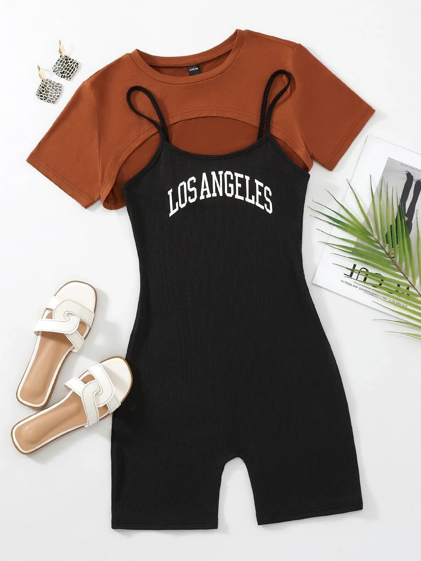 

High Low Hem Tee & Letter Graphic Romper