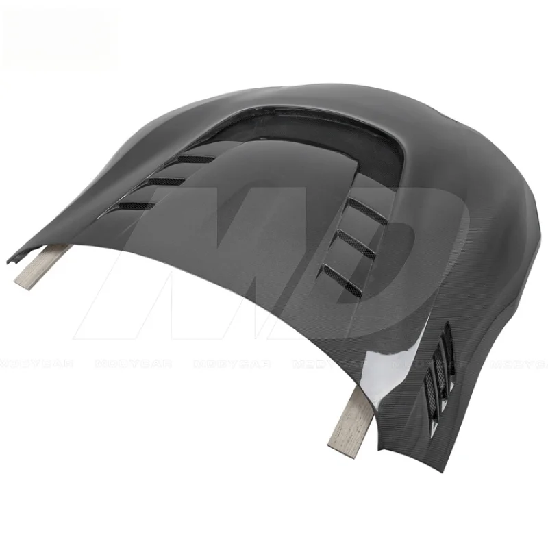 Фото Капот из карбона в стиле VRS для Toyota Supra A90 2019-2020 №4