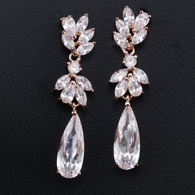 

Uilz 3 Colors Leaf Drop Earrings CZ Zirconia Fashion Jewelry for Women Luxury Bridal Gifts Crystal Inlay Zircon Plating