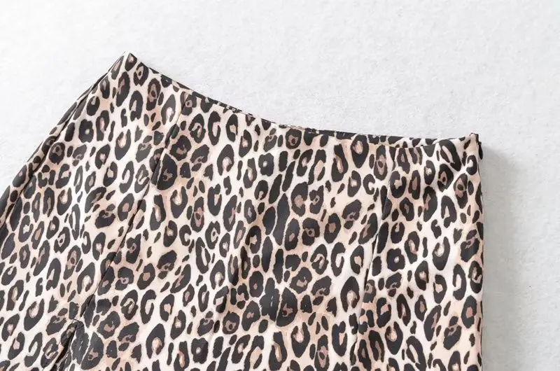 Maxdutti High Street Leopard  Shorts Women Print Shorts High Waist Fashion Casual Bermuda Ladies