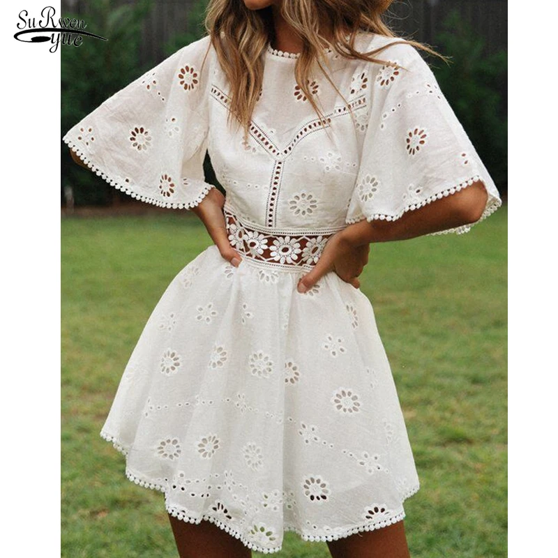 

Sexy Hollow Out lace Party Dress Backless Dress White Casual Mini Dresses Floral Embroidery Cotton Women Summer Dress Robe 18504