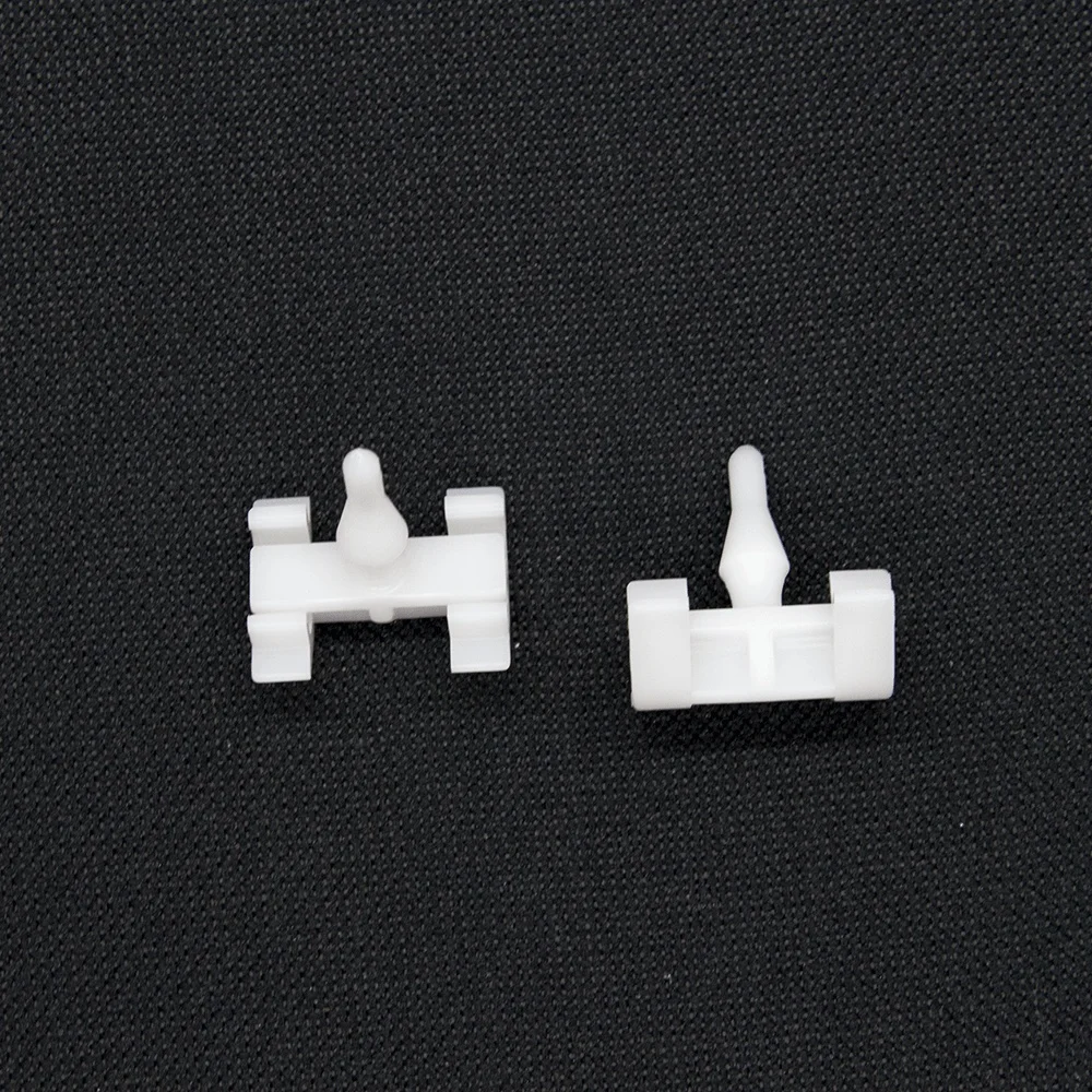 

Mercedes 19883181 Auto Clips 10 PCs