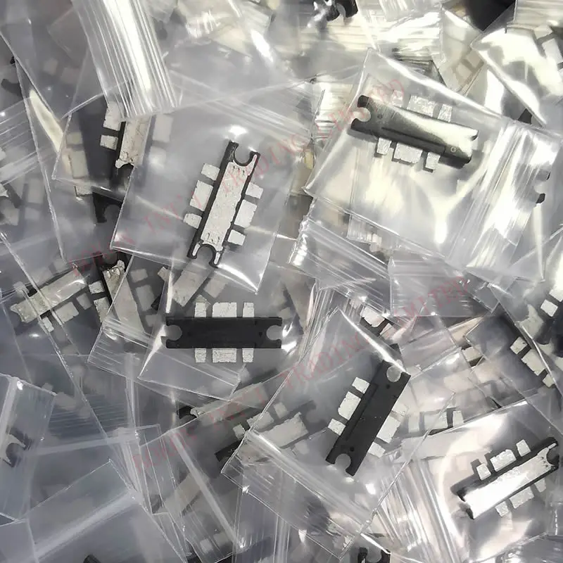 M1535FN 35W 12.5V mobile FM equipment 135 to 175MHz 400 to 470MHz 450 to 520MHz MRF1535FNT1 RF POWER MOSFETs walkie talkie