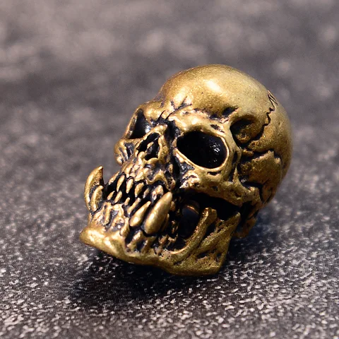 Латунный винтажный череп-брелок